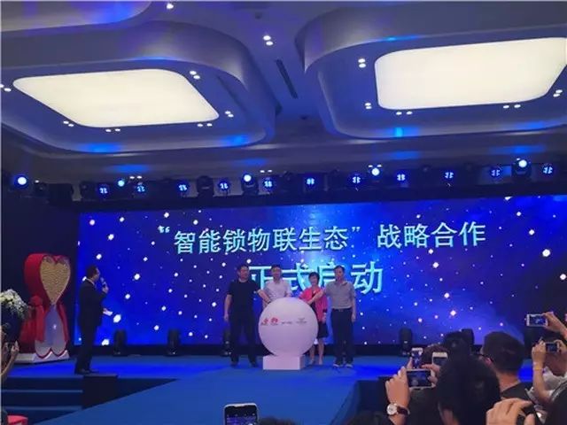 小米智能化家居方案_家庭优化空间：智能化小米解决方案探讨_小米智能方案推荐