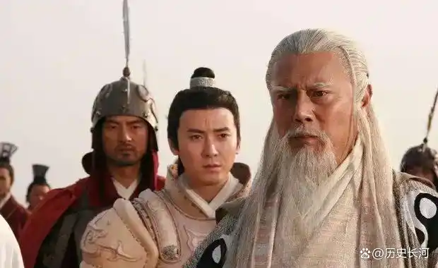 姜子牙反映的社会现象_姜子牙在历史文学中的形象_姜子牙形象描述