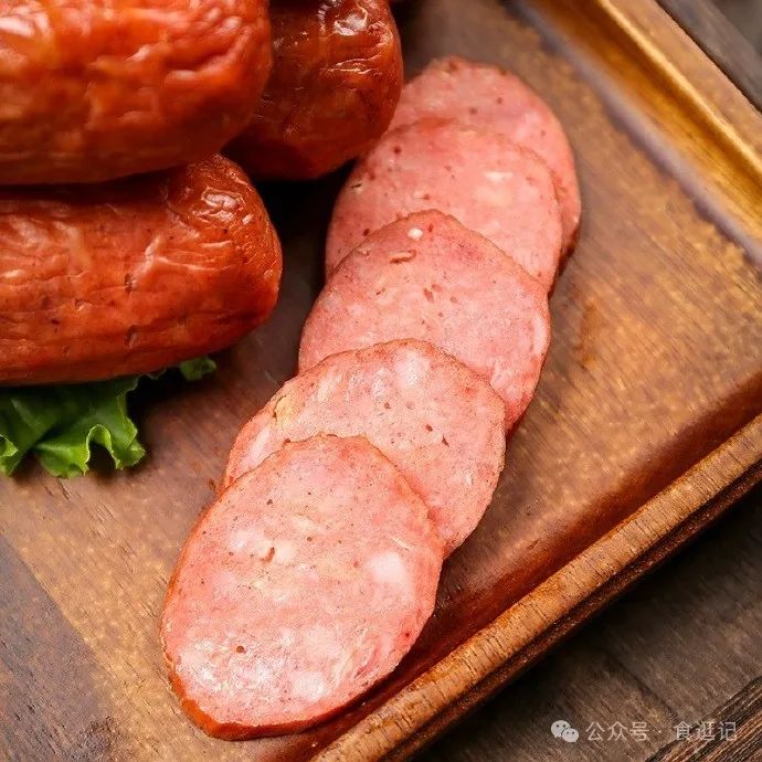 胖东来鲜味厨房_胖东来如何确保食品新鲜与健康？_胖东来生鲜管理制度视频