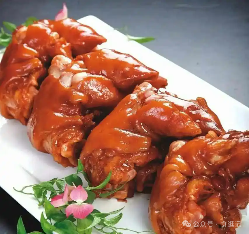 胖东来鲜味厨房_胖东来生鲜管理制度视频_胖东来如何确保食品新鲜与健康？