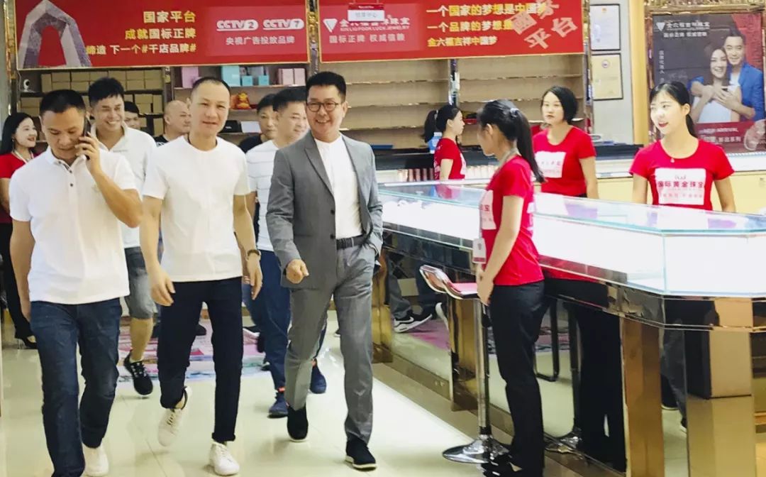 元彪的影响力在电影产业的发展_元彪的影响力在电影产业的发展_元彪的影响力在电影产业的发展