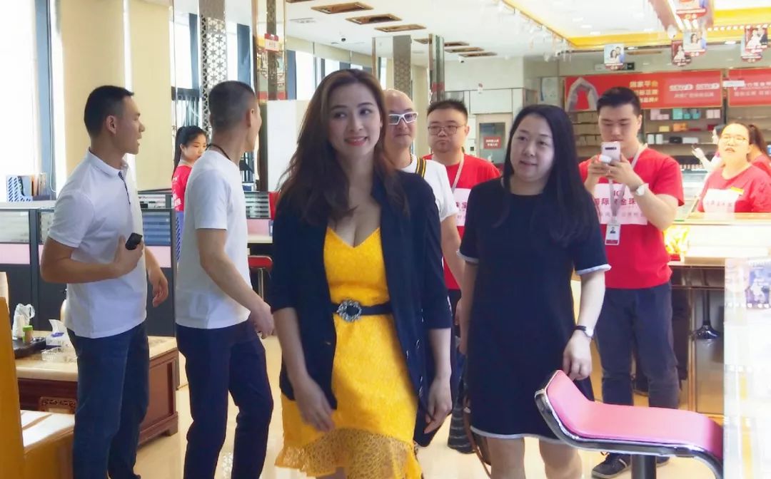 元彪的影响力在电影产业的发展_元彪的影响力在电影产业的发展_元彪的影响力在电影产业的发展