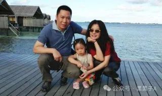周星驰背景家族故事简介_周星驰背景家族故事视频_周星驰的家族故事与背景