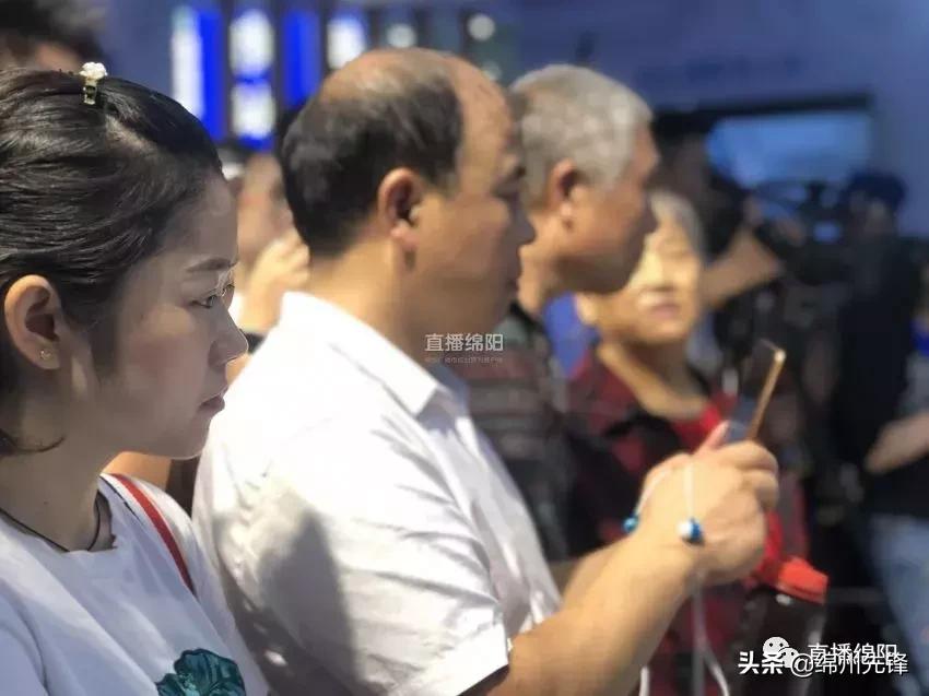 无人机编队飞行软件_无人机编队飞行控制算法设计_编队飞行中如何实现无人机的精准控制？