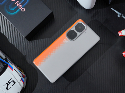 双芯战神iQOO Neo10 Pro：性能、续航、轻薄全都要