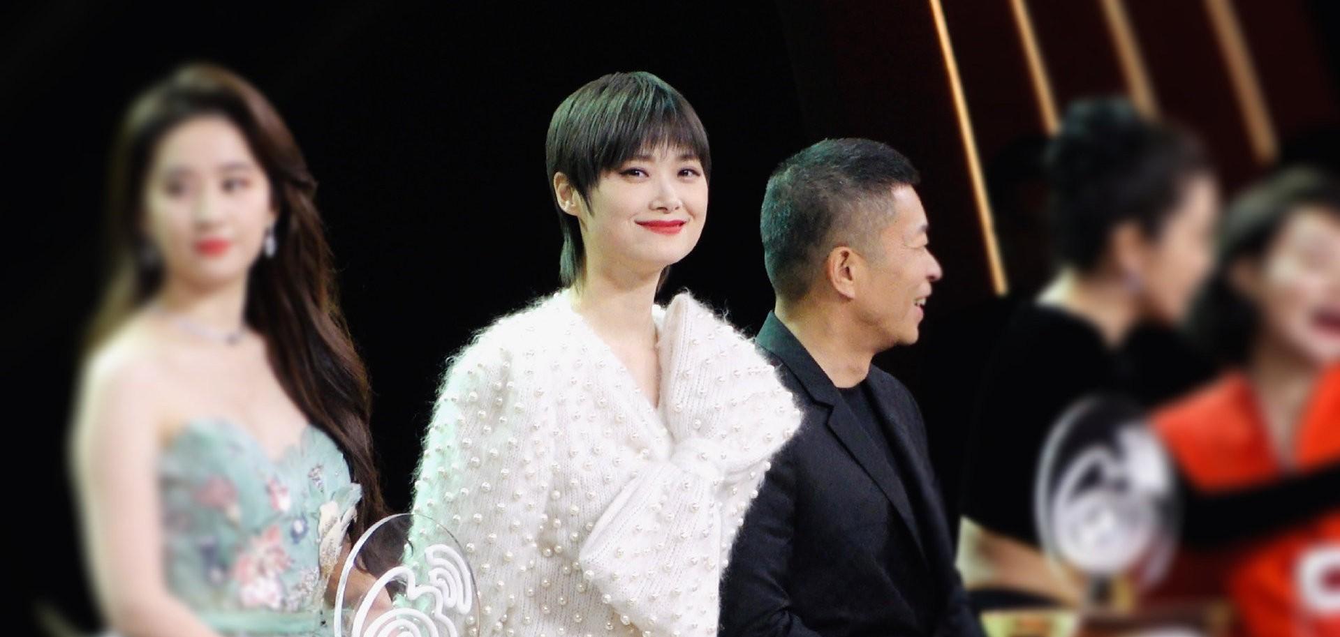 李宇春的音乐作品在国际市场逐渐崭露头角_李宇春的音乐作品在国际市场逐渐崭露头角_李宇春的音乐作品在国际市场逐渐崭露头角
