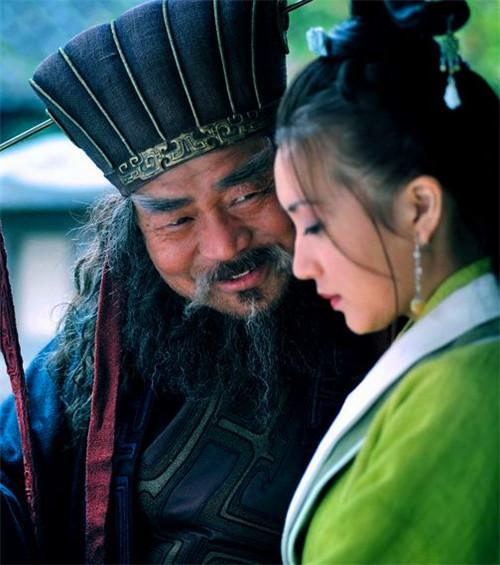 董卓貂蝉传奇死了没_董卓被貂蝉害死_貂蝉的传奇与董卓之死