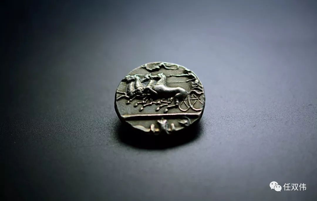 货币中心理论_如何使用心理分析选择数字货币_货币数字是什么性质有风险没有