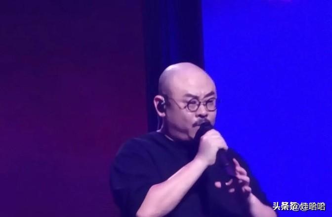 周杰伦在音乐节的精彩表现，震撼全场_周杰伦超级震撼_周杰伦精彩音乐汇