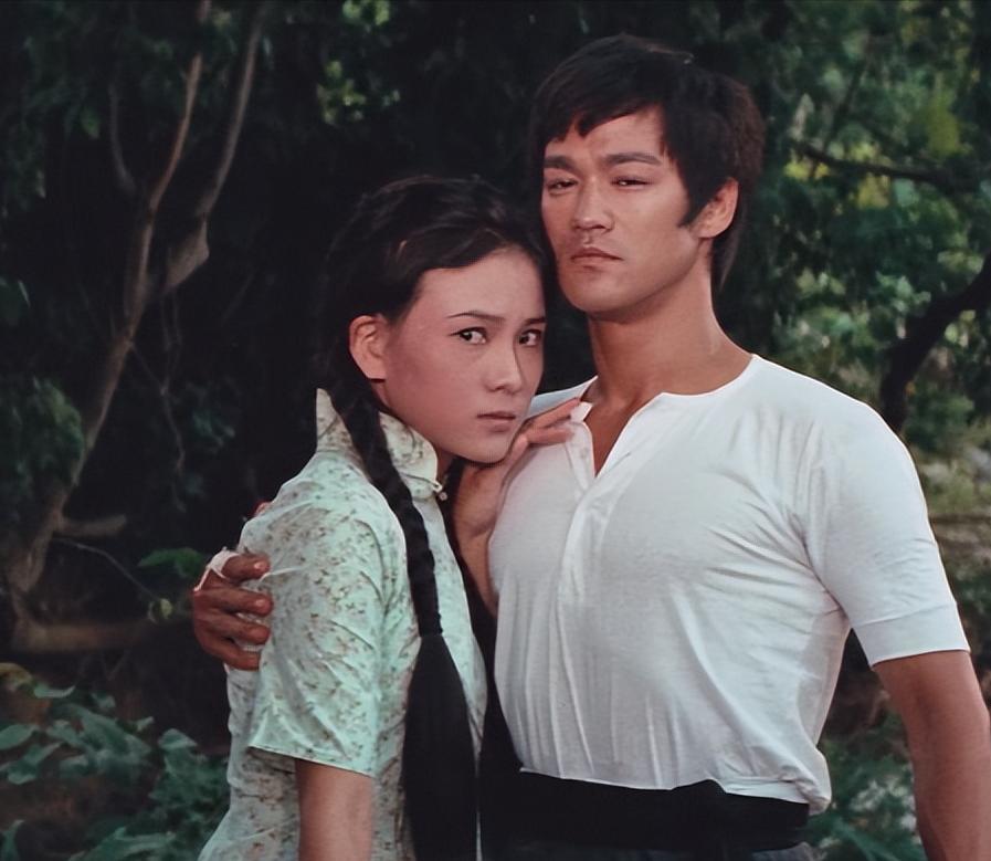 李小龙的经典电影中的女性角色_李小龙电影中的女主角_李小龙女的演员