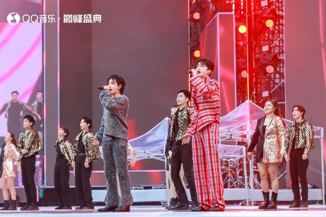 王菲音乐节_王菲参加国际音乐盛典，展现华语音乐魅力_王菲音乐会