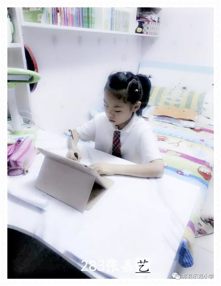 成龙追梦好莱坞_成龙龙的梦想_成龙：不断追逐梦想的英雄